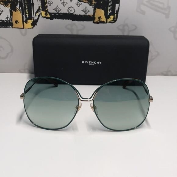New Authentic Givenchy GV7144/S PEF/EZ Sunglasses – Green/Gold Gradient - Picture 7 of 13
